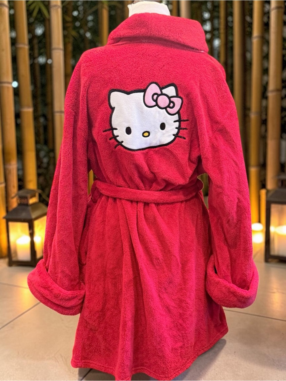 Hello Kitty Hot Pink Plush Hooded womens Bath Robe w/ Applique Roll cuff sleeves